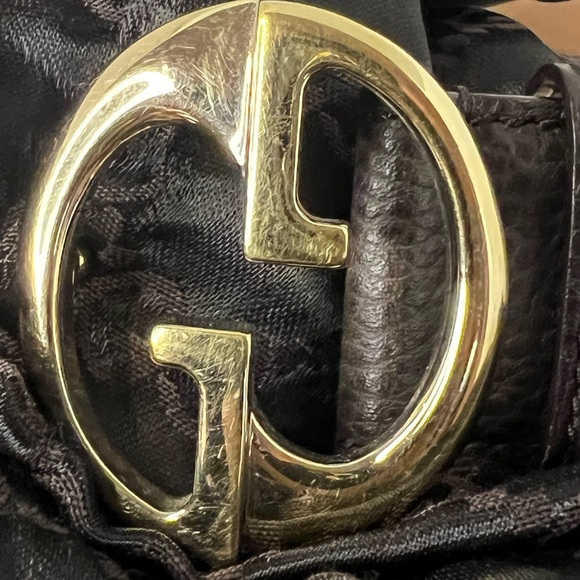 Gucci Dark Brown pebbled, leather Belt with Gold Logo Buckle - Picture 3 of 9